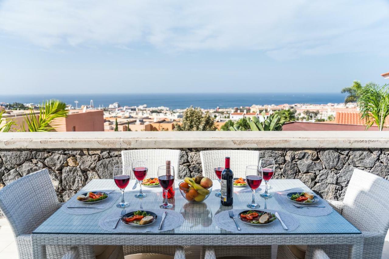 Luxury White Villa With Sea View, Heated Pool Costa Adeje Dış mekan fotoğraf