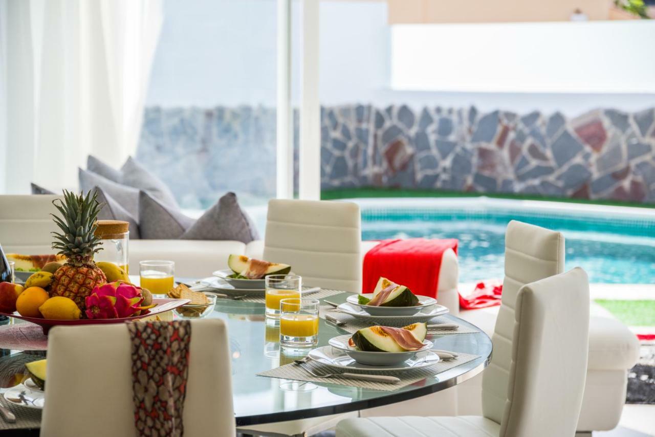 Luxury White Villa With Sea View, Heated Pool Costa Adeje Dış mekan fotoğraf